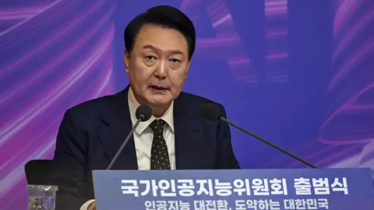 South Korean President Yoon Suk Yeol faces investigation amid martial law controversy