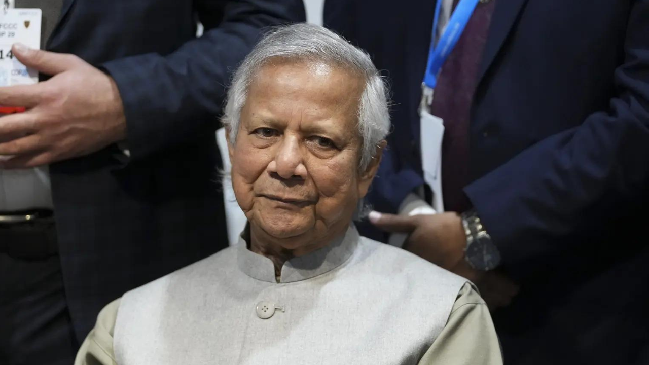 Bangladesh's Yunus seeks help of religious leaders in collecting accurate info about attacks on minorities