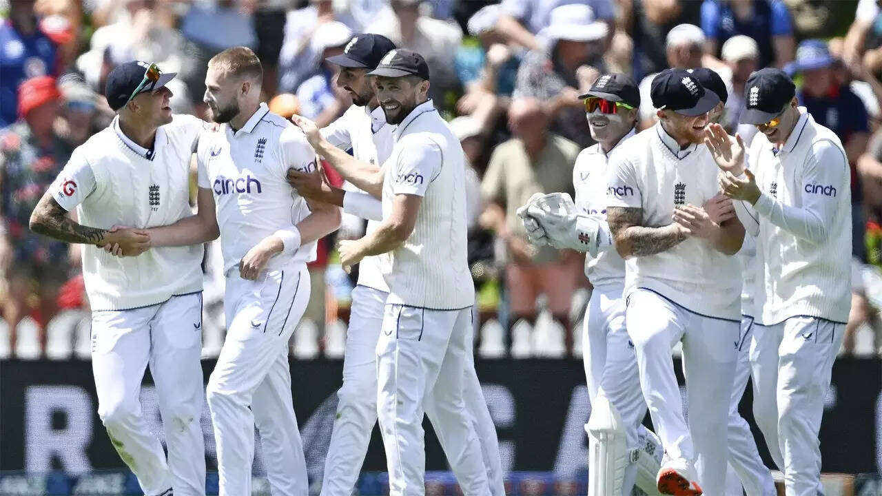 2nd Test: England take mammoth lead of 533 runs vs NZ