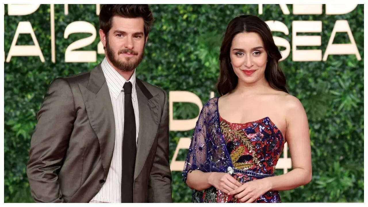 ‘Spider-Man’ star Andrew poses with Shraddha Kapoor