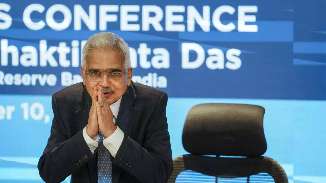 Shaktikanta Das outlines most important tasks ahead for new RBI governor Sanjay Malhotra