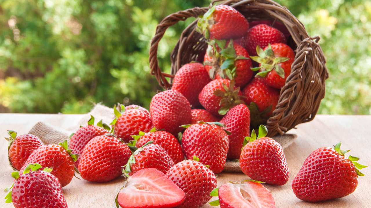 5 red fruits you must eat to keep your heart healthy