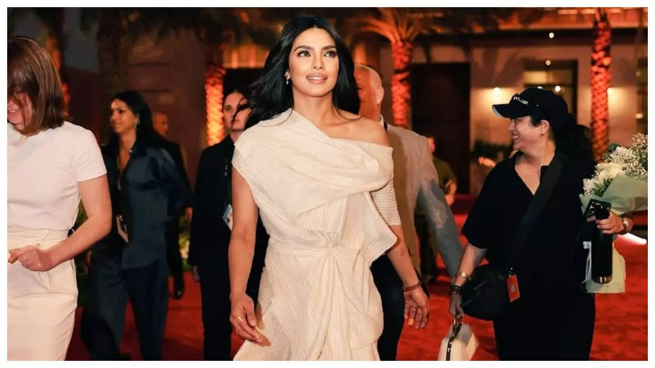 Priyanka hints at Bollywood return in 2025