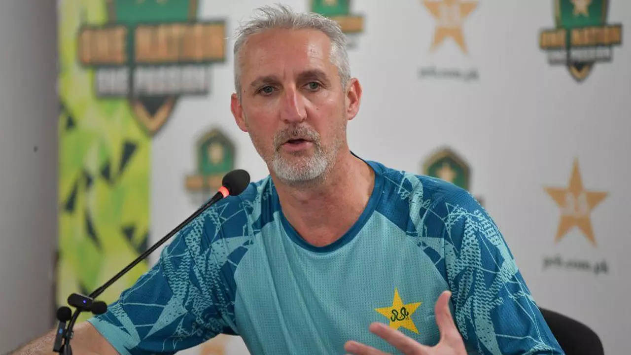 ‘Frustrated’ Jason Gillespie resigns as Pakistan Test coach