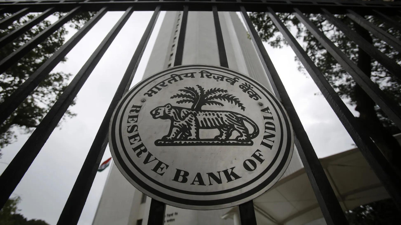 RBI receives second bomb threat in Russian language, warned of blowing up bank