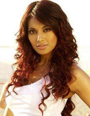 Bipasha Basu the pin up girl | Hindi Movie News - Times of India Bipasha Basu the pin up girl | Hindi Movie News - Times of India