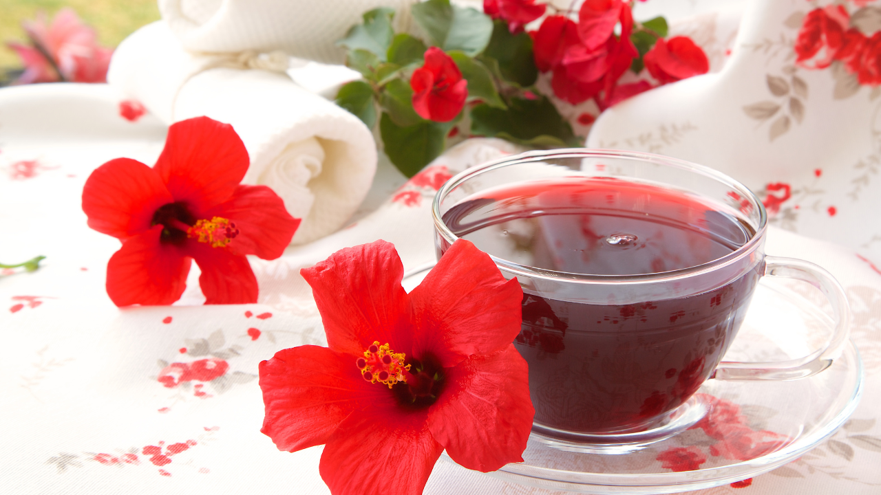 5 health benefits of drinking hibiscus tea