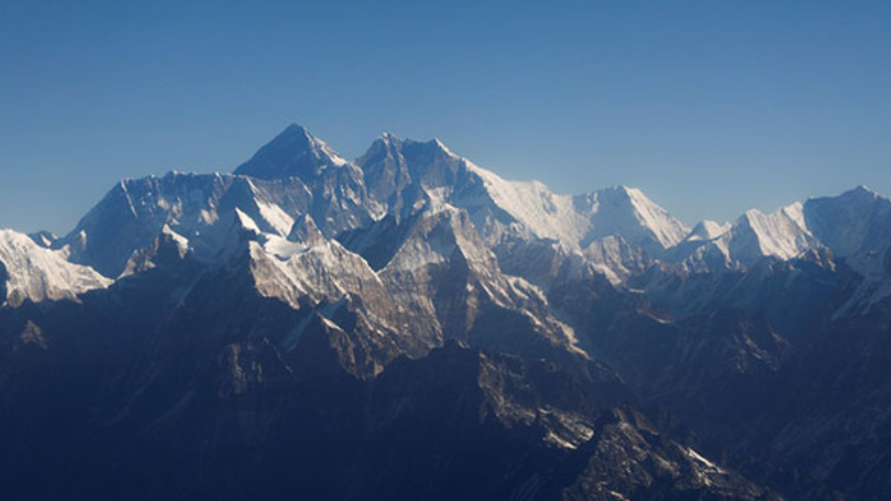 Nepal's civil aviation authority rejects national park's ban on commercial choppers over Everest