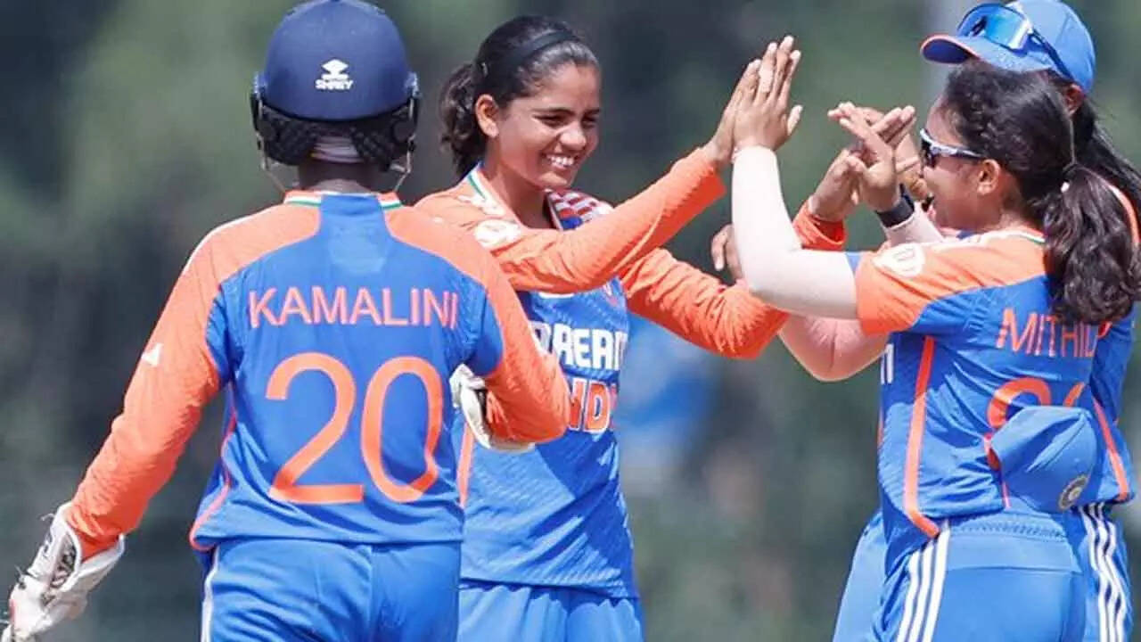 India thrash Pak by 9 wickets in U19 Women's T20 Asia Cup