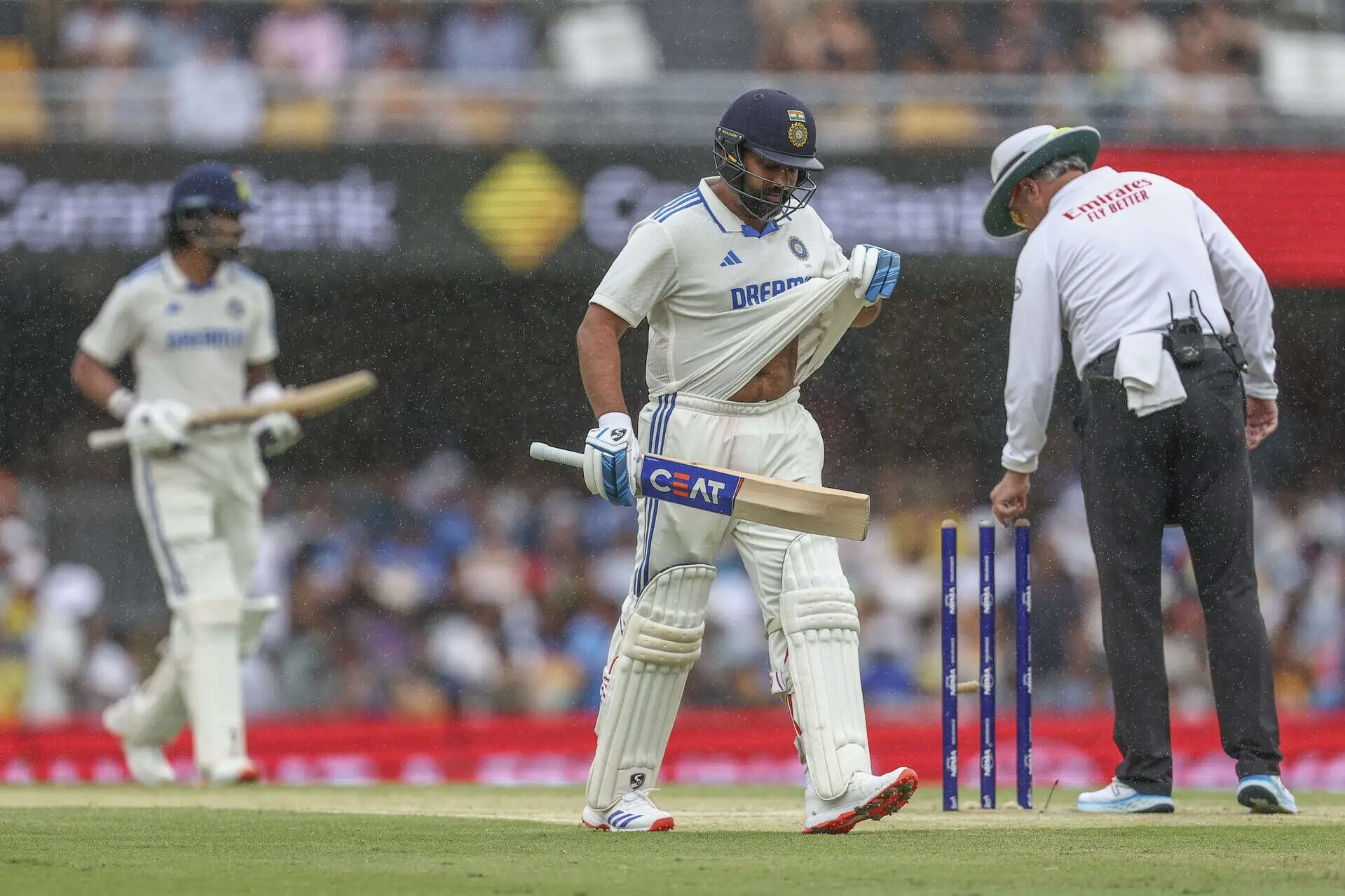 IND vs AUS 3rd Test Live: Rain stops play again at Gabba; India 39/3