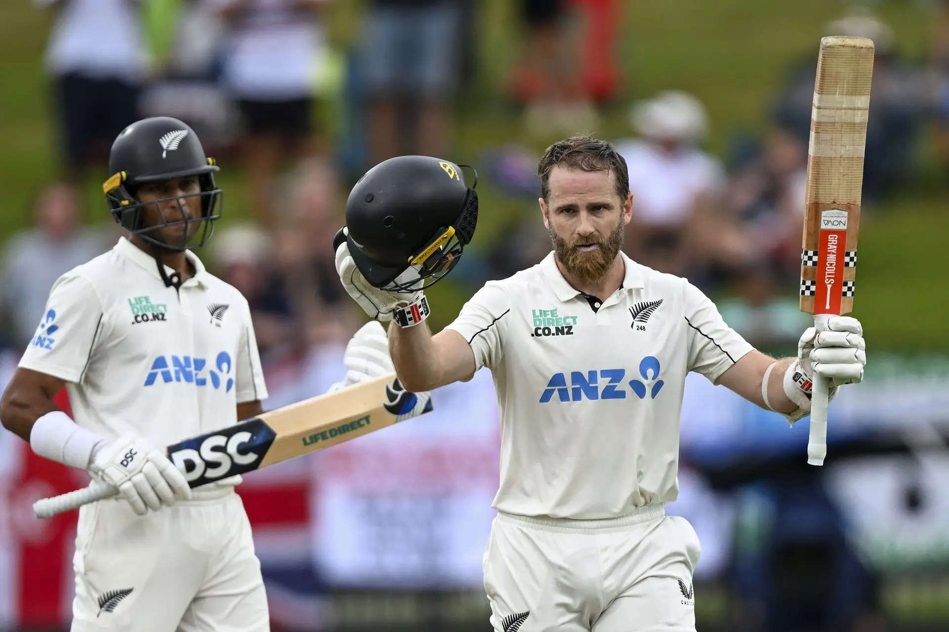 Williamson's 33rd Test century puts NZ in command against England