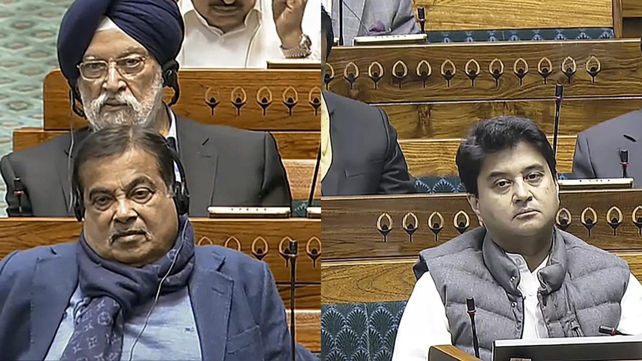 Nitin Gadkari, Scindia among MPs playing truant despite Lok Sabha whip