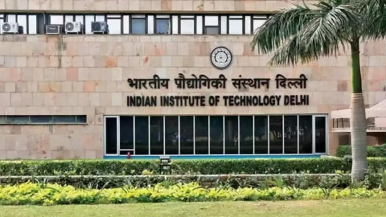 The Headlines – Alumni of IIT Delhi lead list of top startup founders