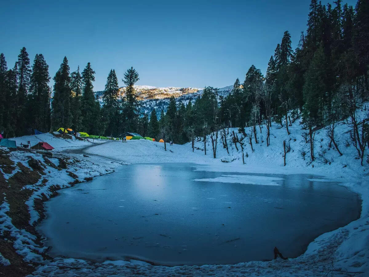 10 most stunning frozen lakes on Earth