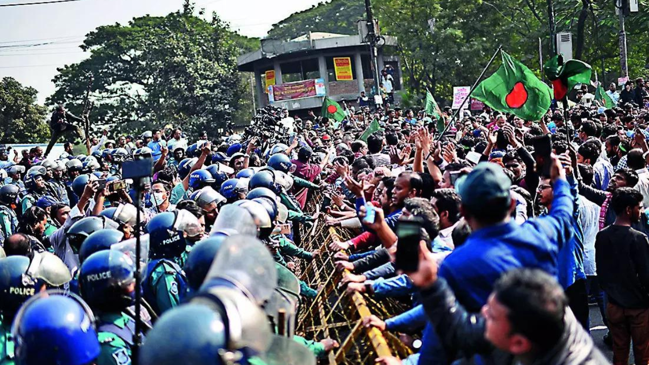 Bangladesh uprising outfits to form new party; BNP raises poll fraud fears