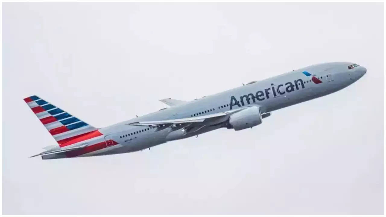 Why American Airlines grounded all US flights for 1 hr on Christmas Eve