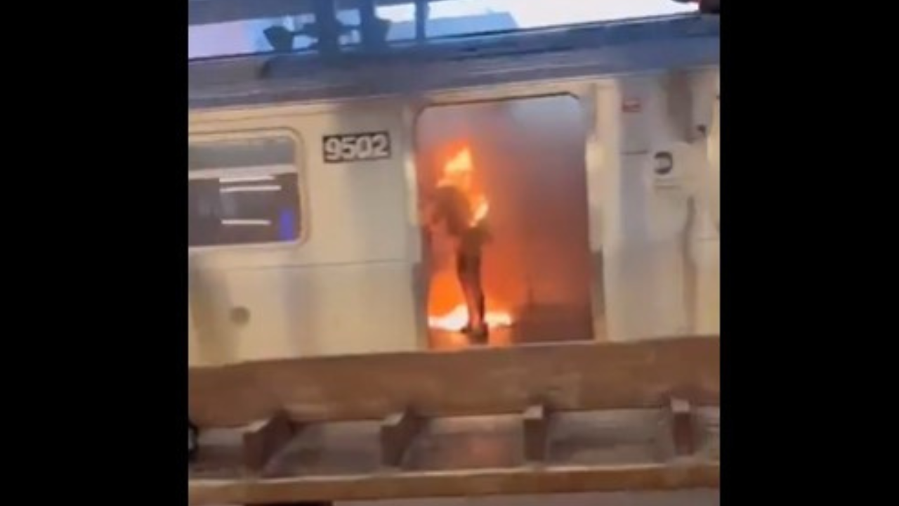 'Oh s**t': Onlookers screamed as woman turned into ashes in NYC subway train. Shocking details emerge