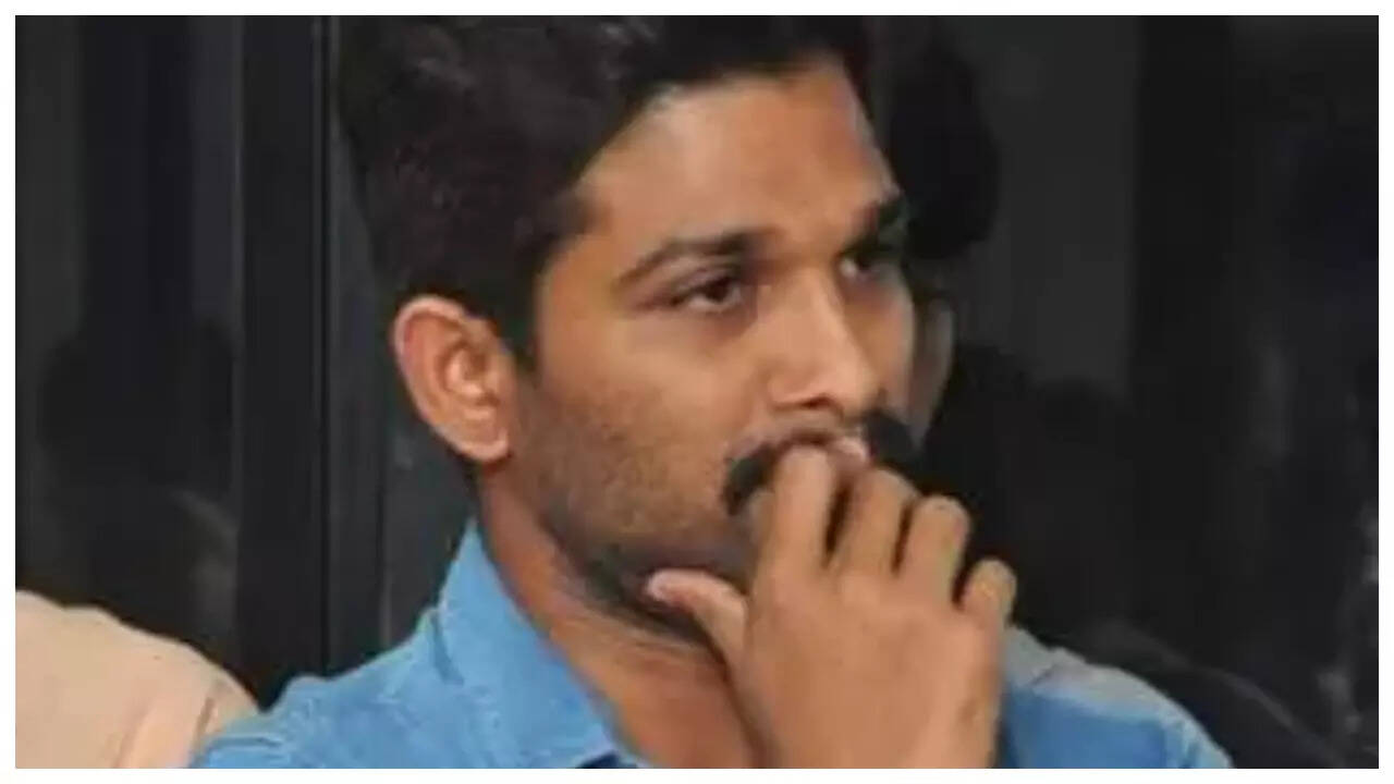 Allu Arjun faces heat in Telangana