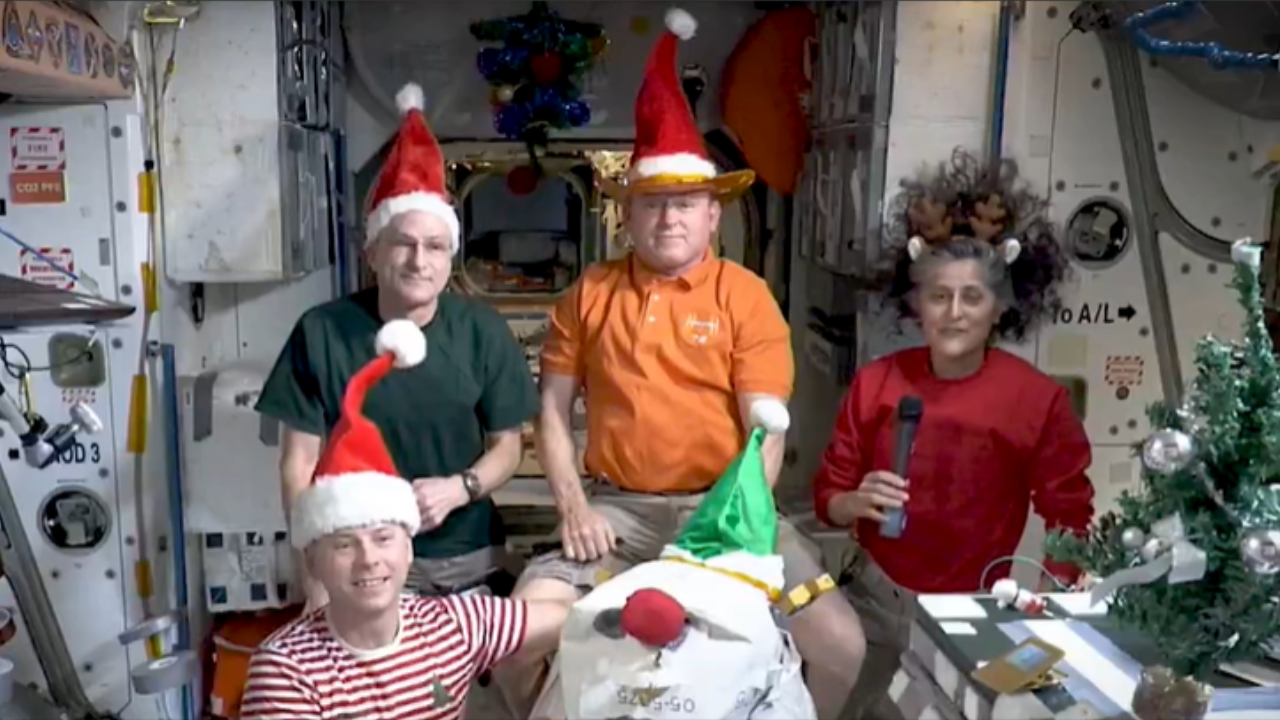 Christmas in space mystery: Astronauts’ festive photo sparks gravity-defying questions – ‘Are they in film studio?’