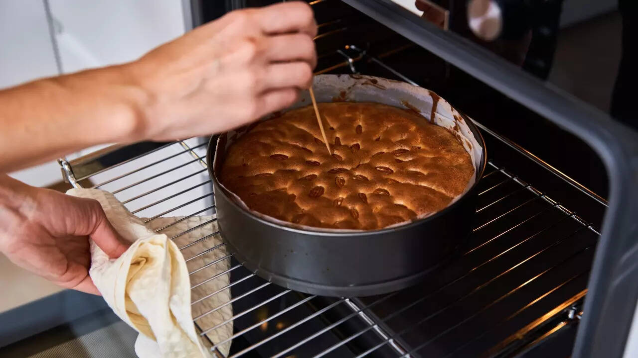 baking cakle