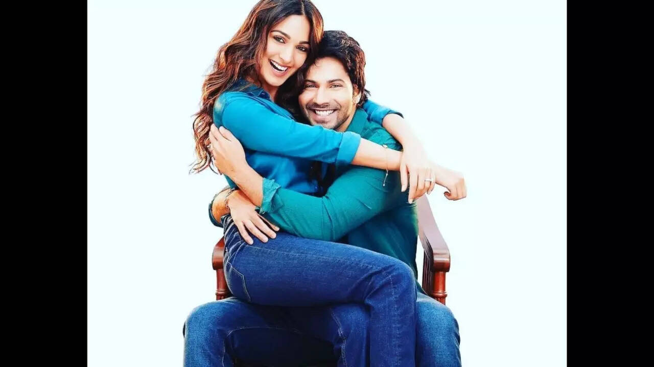 Varun clarifies viral kiss with Kiara