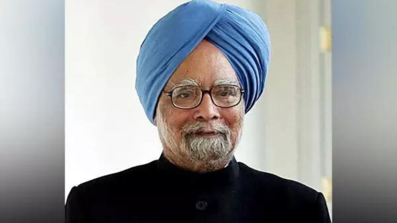 ‘Will always be remembered for service to nation’: President Droupadi Murmu pays tribute to former PM Manmohan Singh