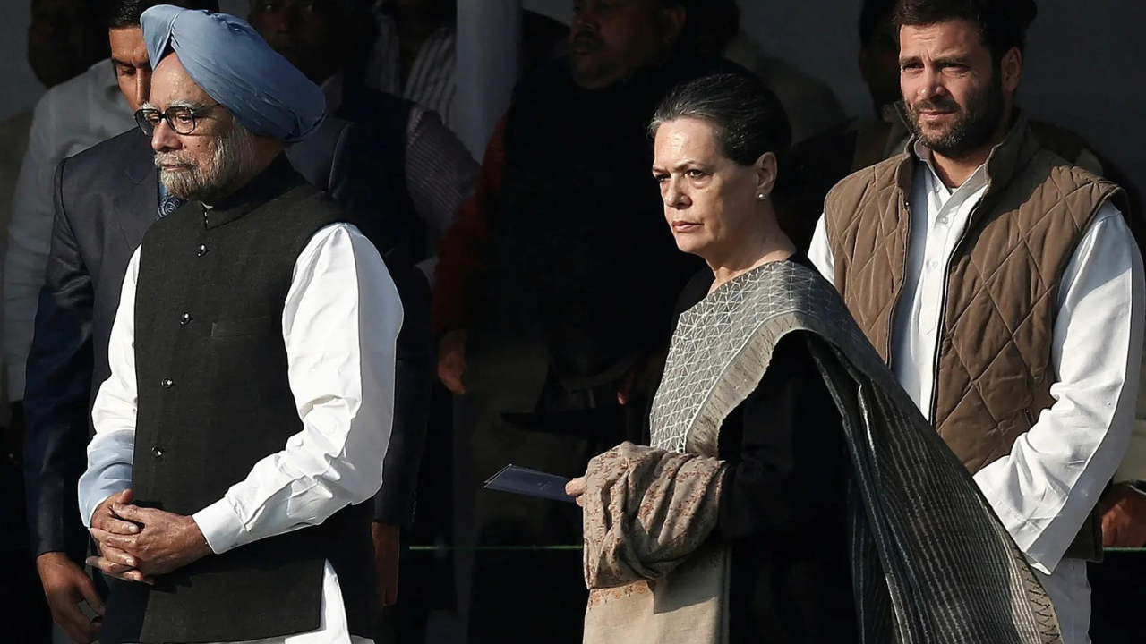 Congress humiliated Manmohan Singh by making Sonia Gandhi ‘super PM’: BJP