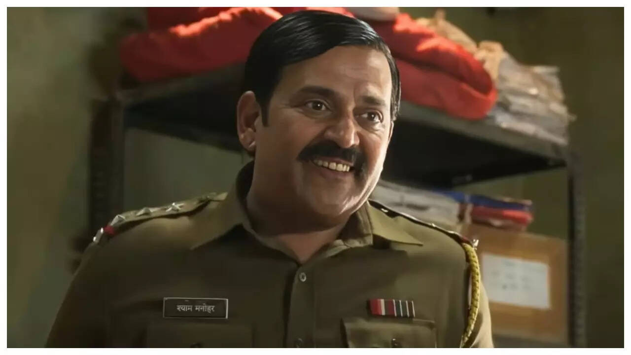 Ravi: Father was going to kill me for playing Sita role