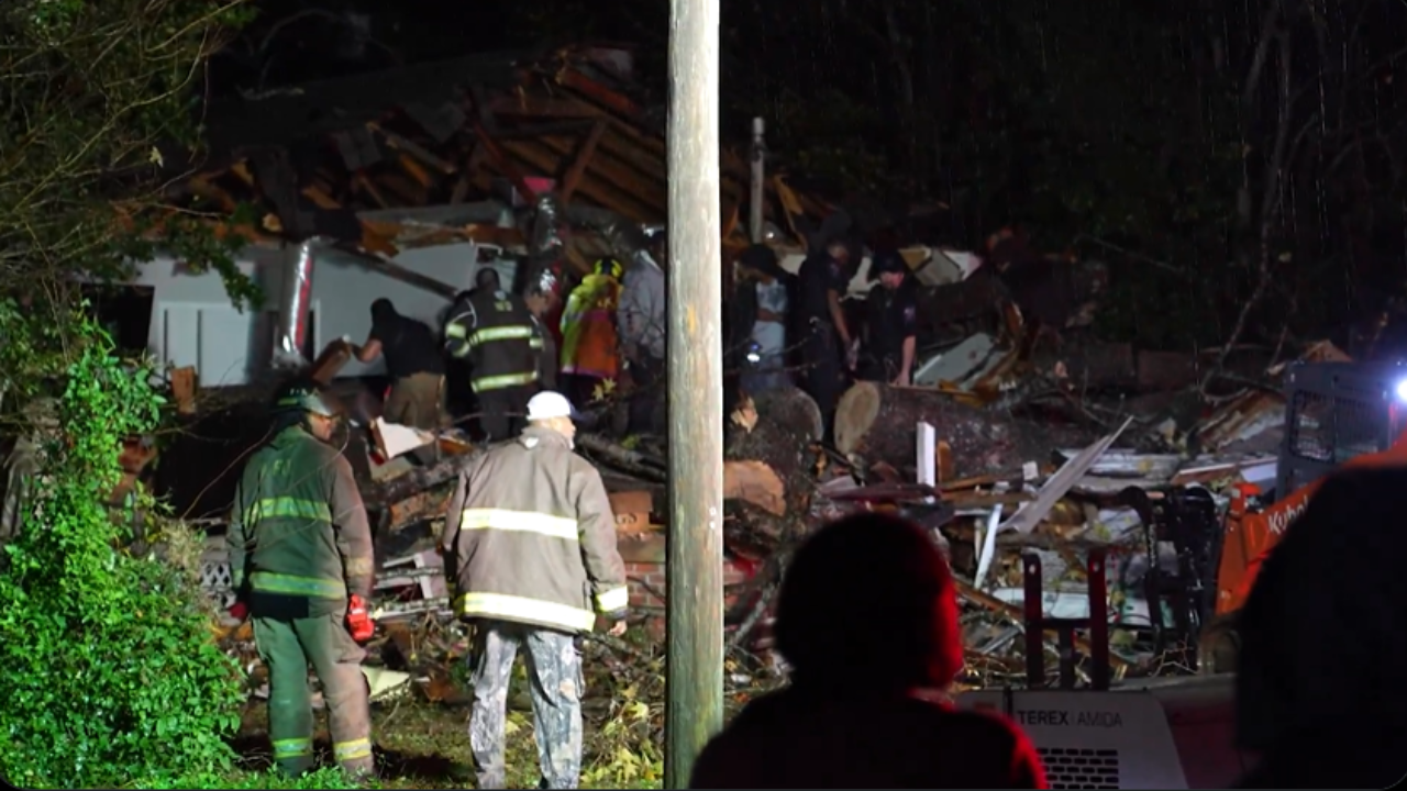 Teen dies, two injured after tree falls on home during severe storms in Mississippi’s Natchez