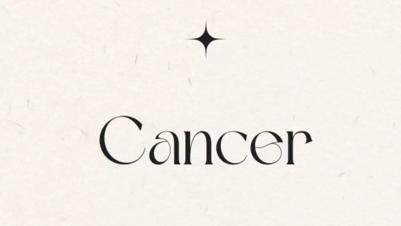 Cancer Yearly Horoscope 2025: Emotional Growth, Success, and Unexpected Twists