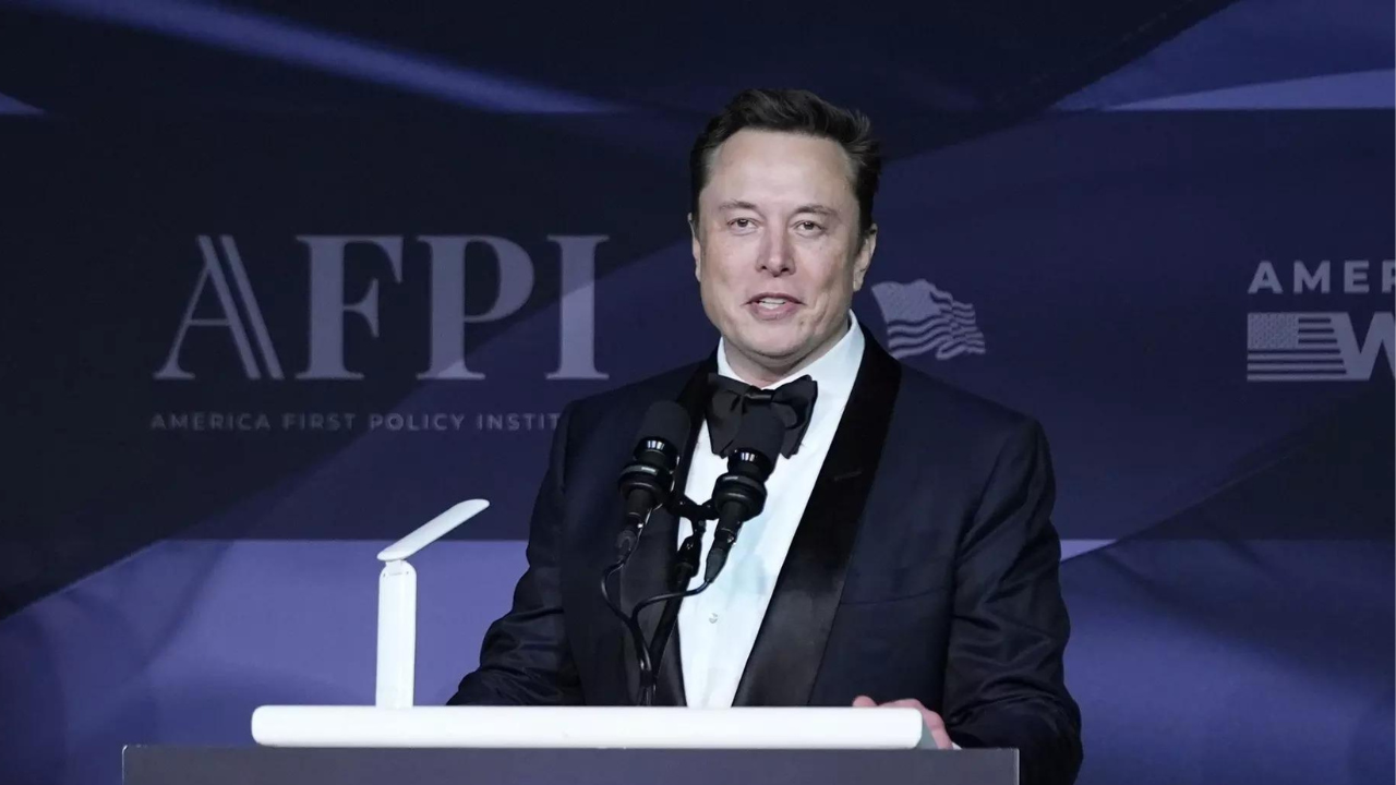 Musk v MAGA: Faced with nativist fury, Elon dials down support for H-1B, calls for reform