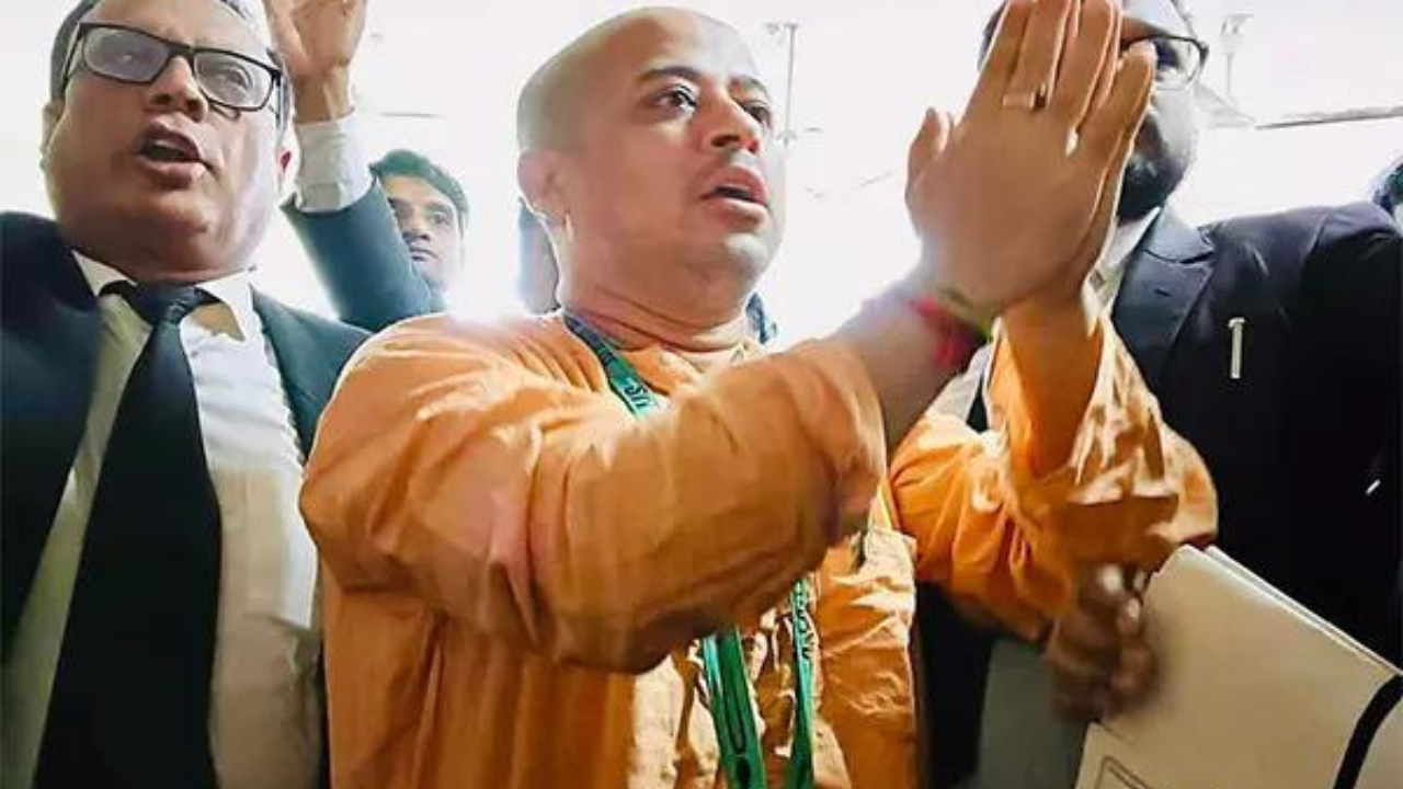 Bangladesh court rejects bail plea of former Iskcon priest Chinmoy Das