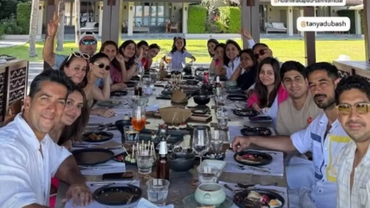 Riddhima with Ranbir, Alia, Raha for a lunch outing