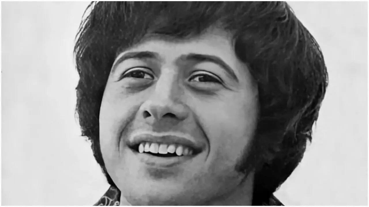 Beloved singer Wayne Osmond passes away at 73