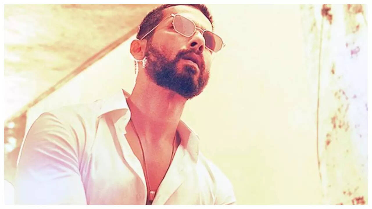 Deva teaser OUT: Shahid Kapoor plays an angry cop who does not live by the rules