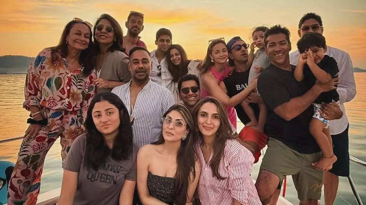 Ranbir, Alia, Raha, shine in Shaheen’s NY photo dump