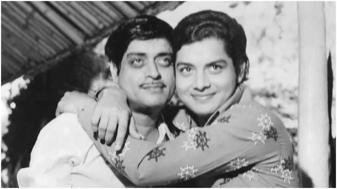 Sachin Pilgaonkar celebrates late father's birth anniversary