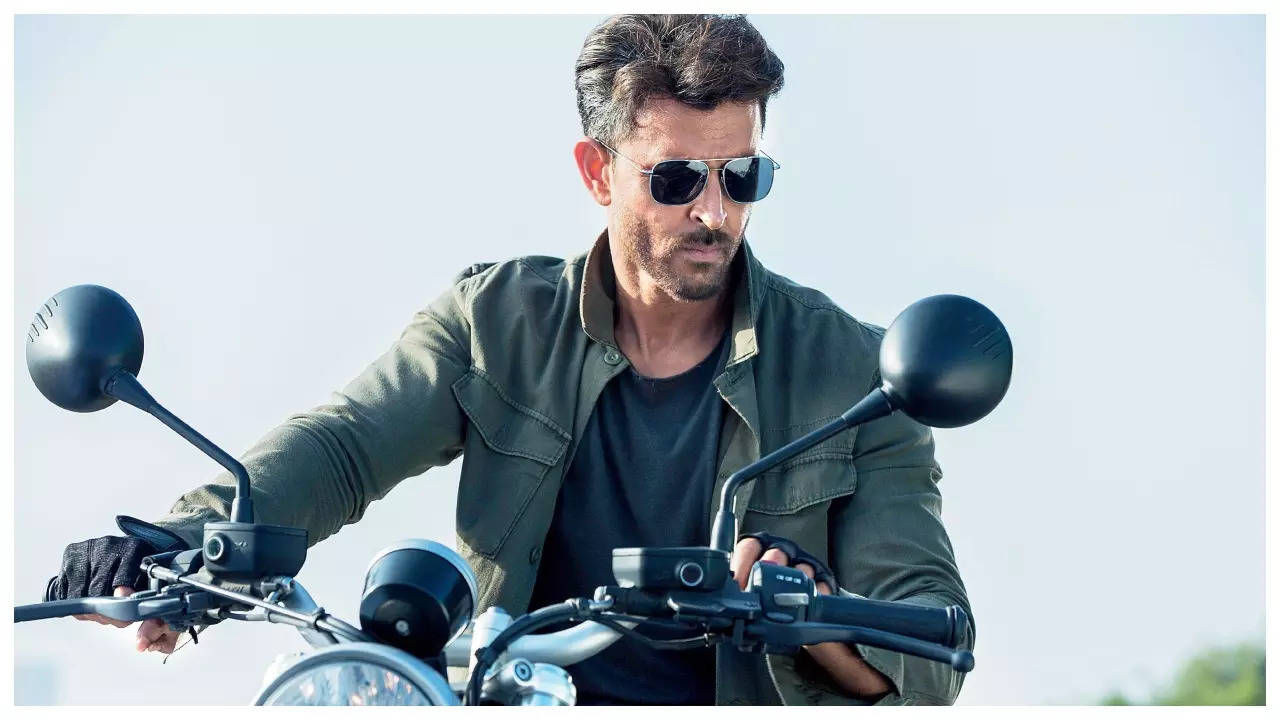 Hrithik’s ‘War 2’ set for box office glory