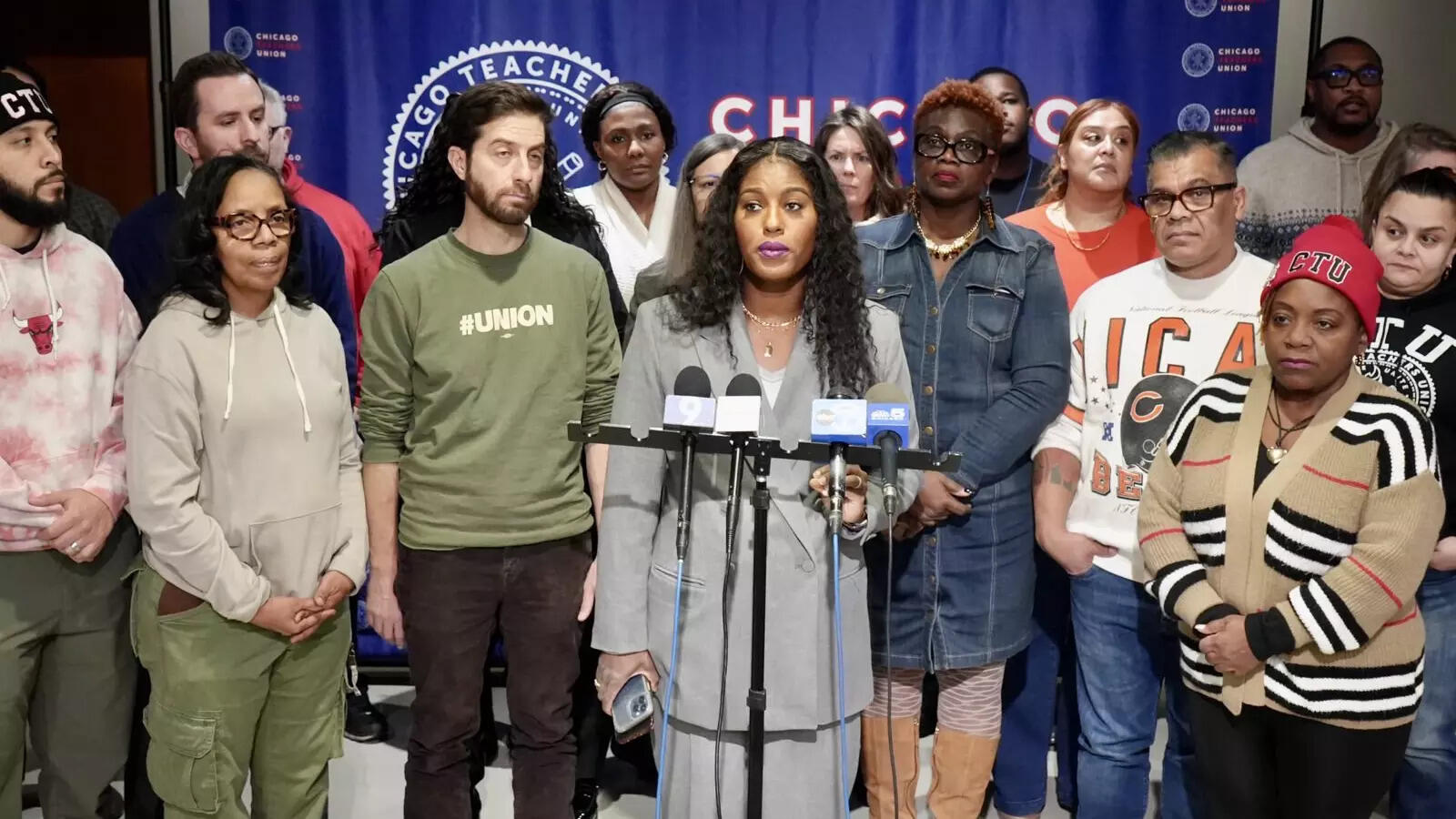 Chicago teachers' contract talks could shake up US education: 30,000 union members demand change