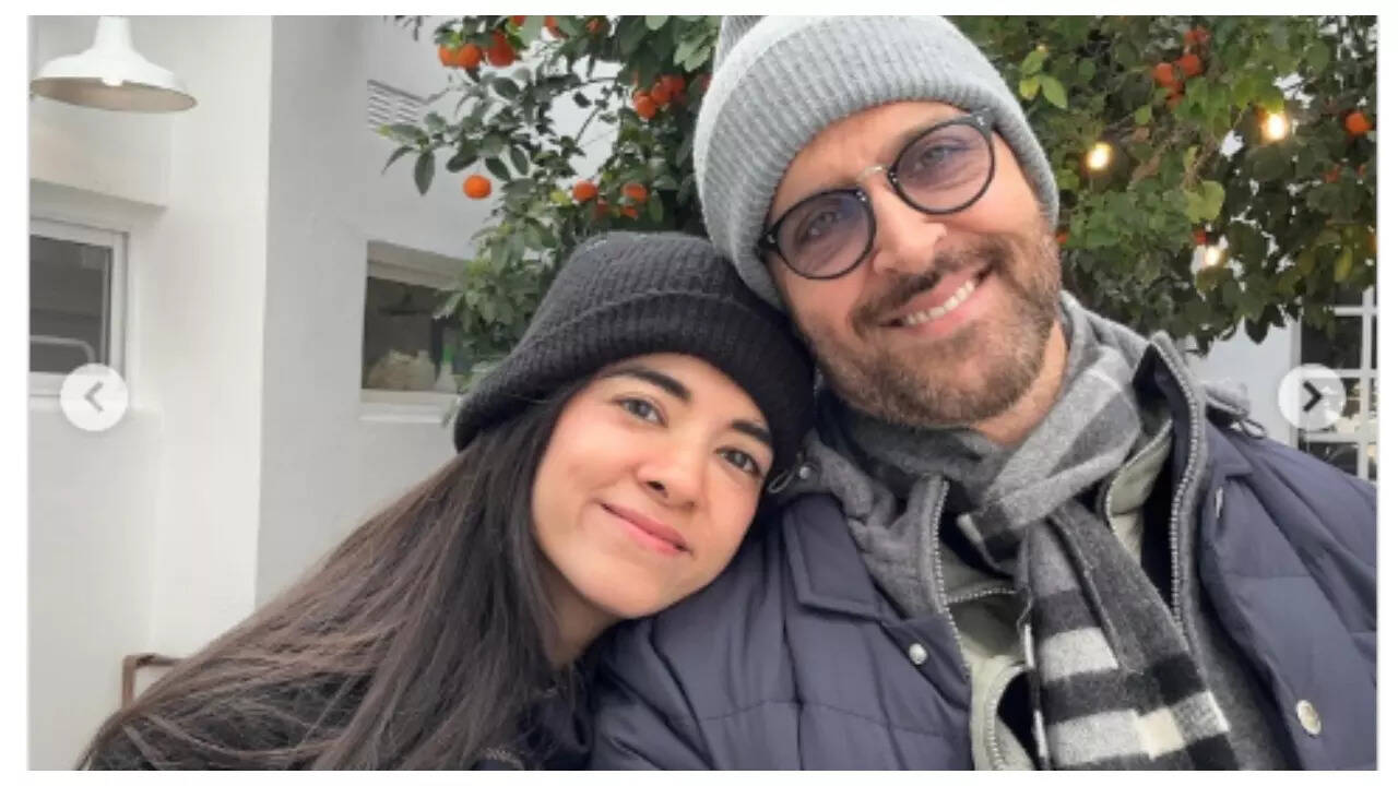 Saba Azad drops love-filled pics for b'day boy Hrithik Roshan