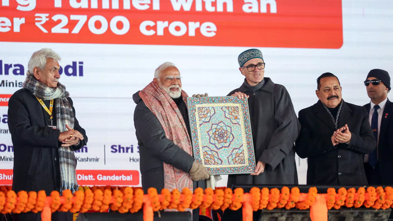 ‘Will keep word’: PM Modi to CM Omar Abdullah on J&K statehood