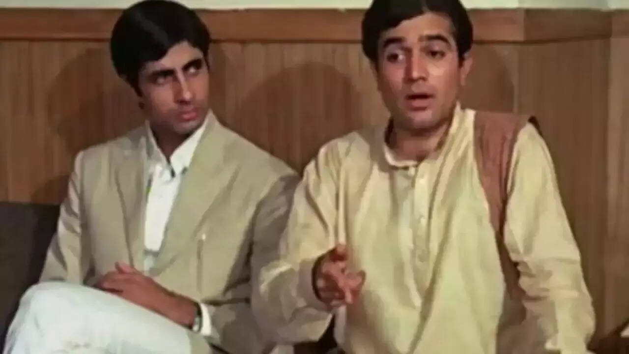 Big B, Rajesh Khanna were locked in a room on Anand set