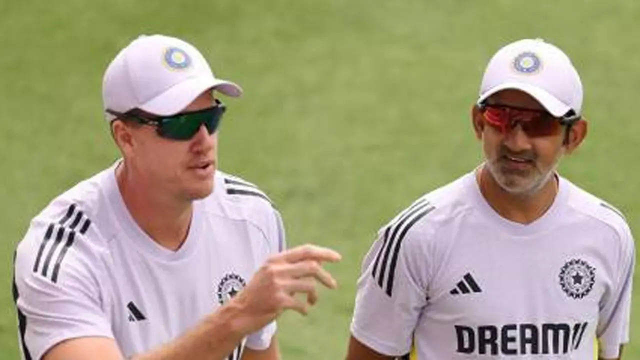 Gambhir reprimanded Morkel in Australia for turning up late at training