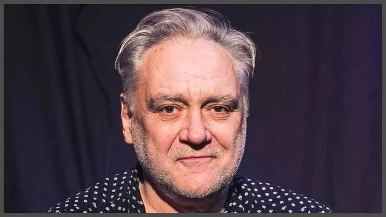Comedian Tony Slattery passes away at 65