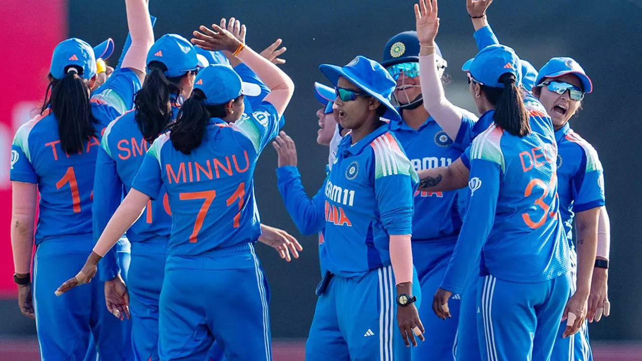 3rd ODI: Mandhana’s 70-ball century powers India to record 304-run win