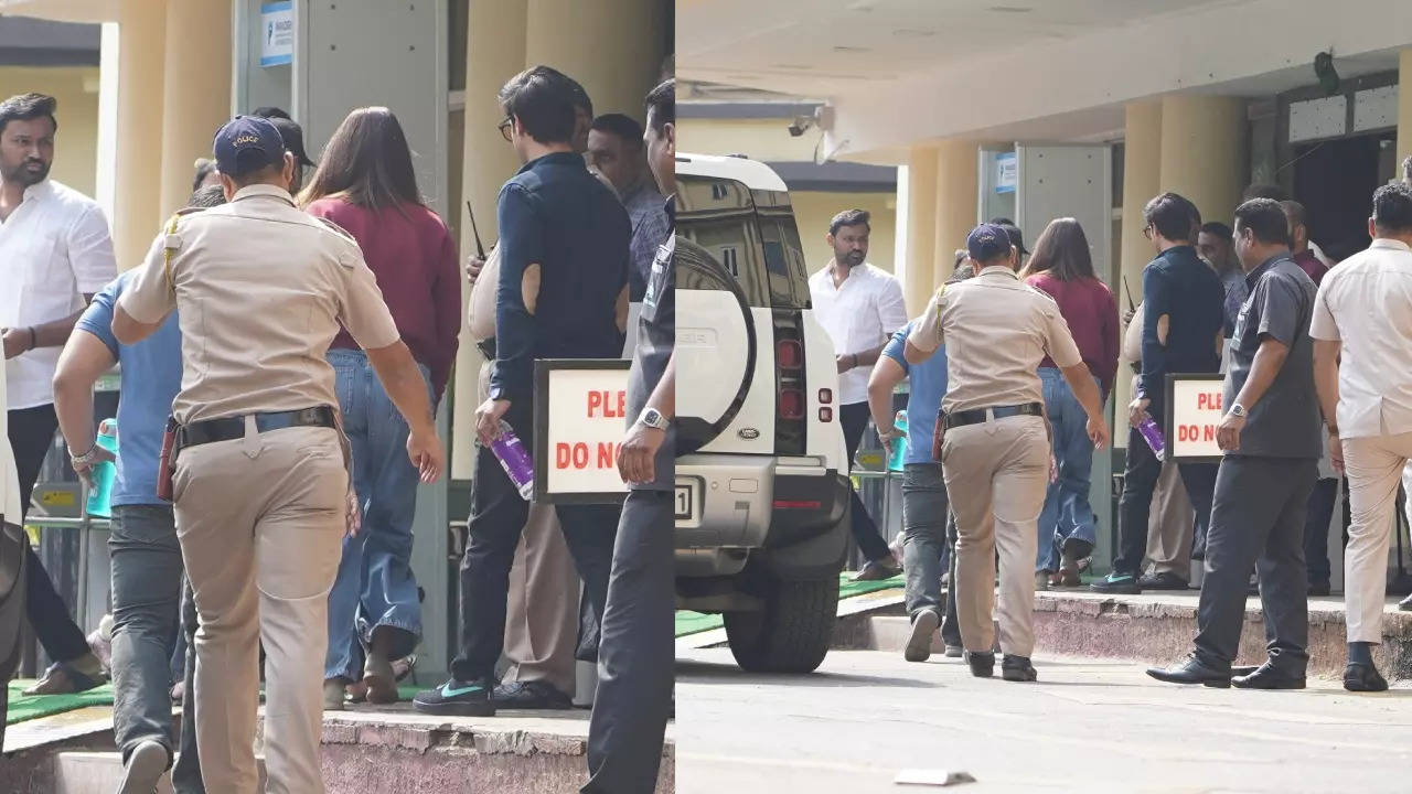 Kareena spotted at hospital post Saif’s surgery