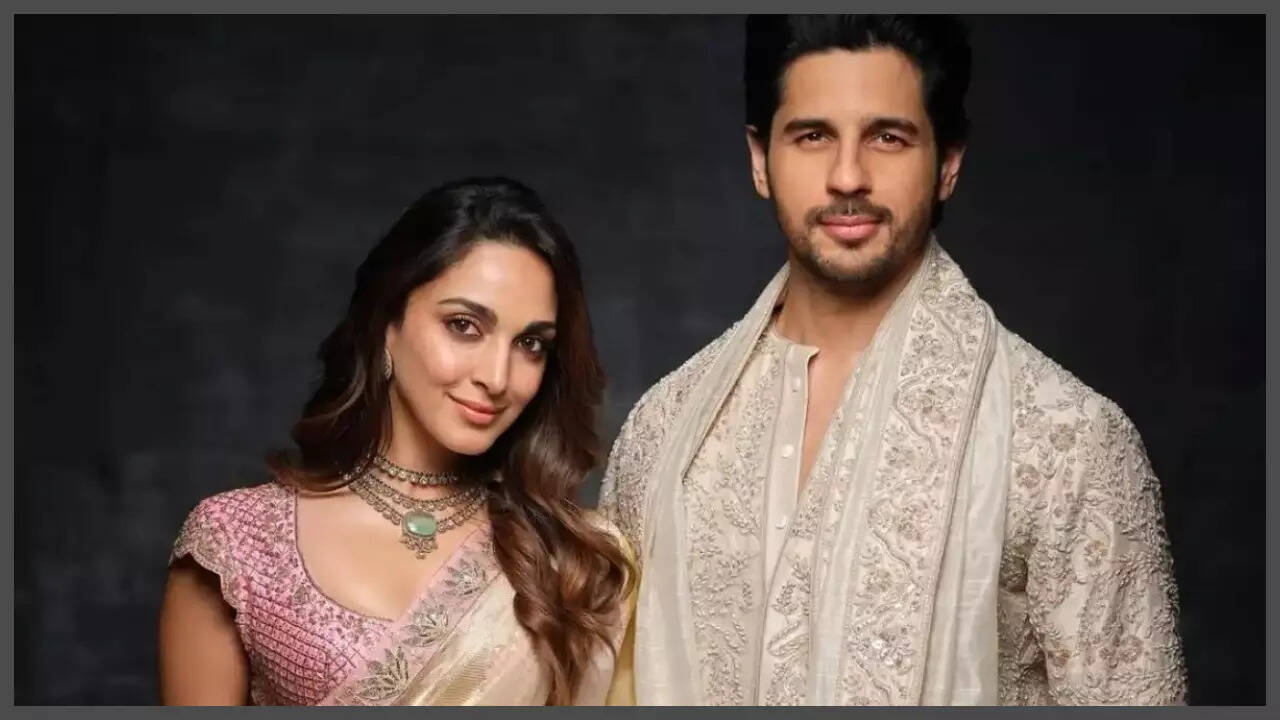 Inside pic from Sidharth's 40th b'day with Kiara