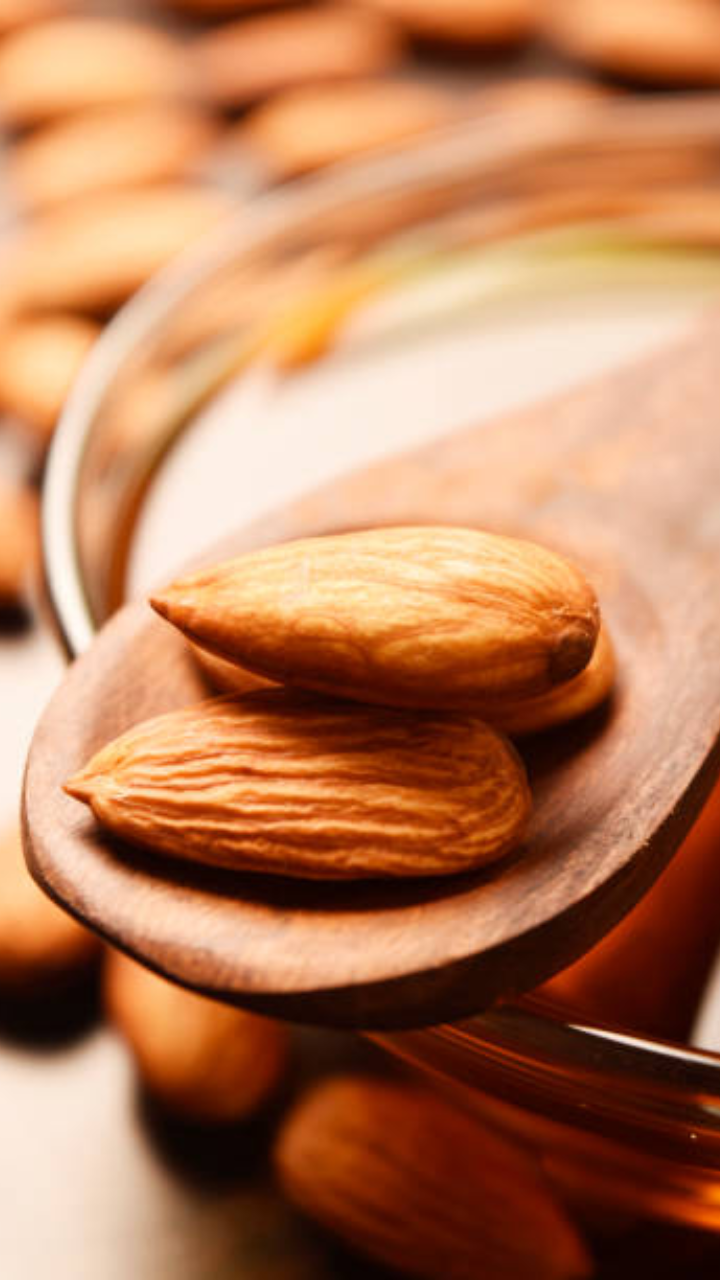 ​9 reasons you must have atleast 5 soaked almonds everyday​