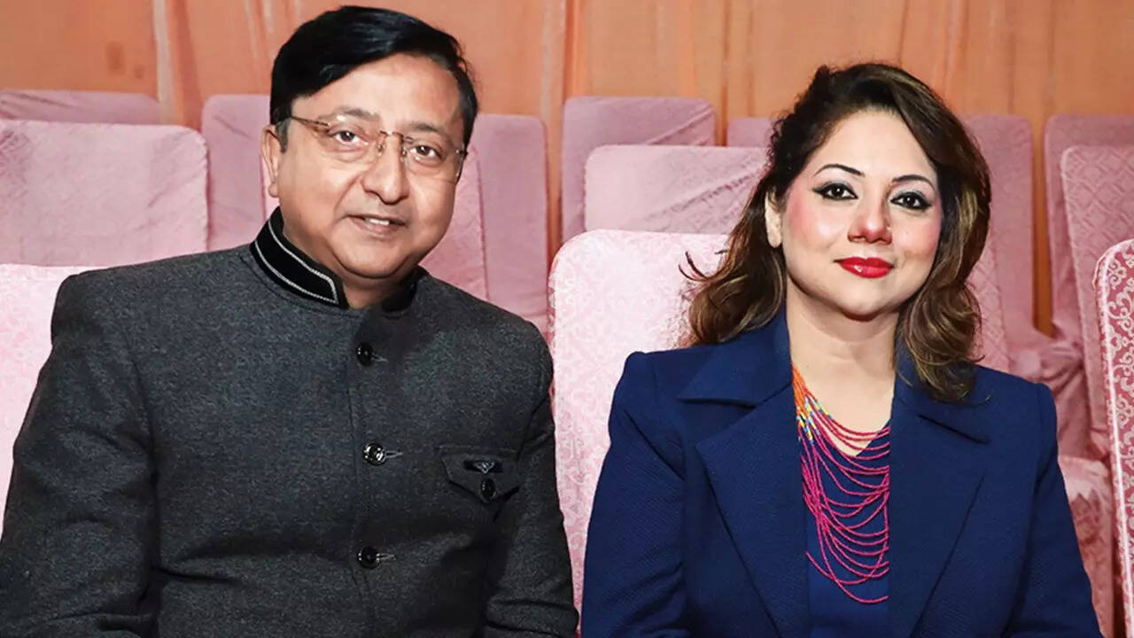 Dr Saif R Siddiqui and Dr Sumbul Siddiqui