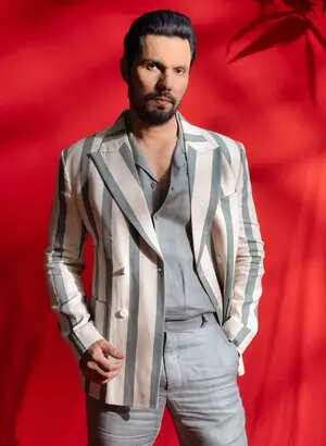 Randeep Hooda and John Cena team up in 'Matchbox'